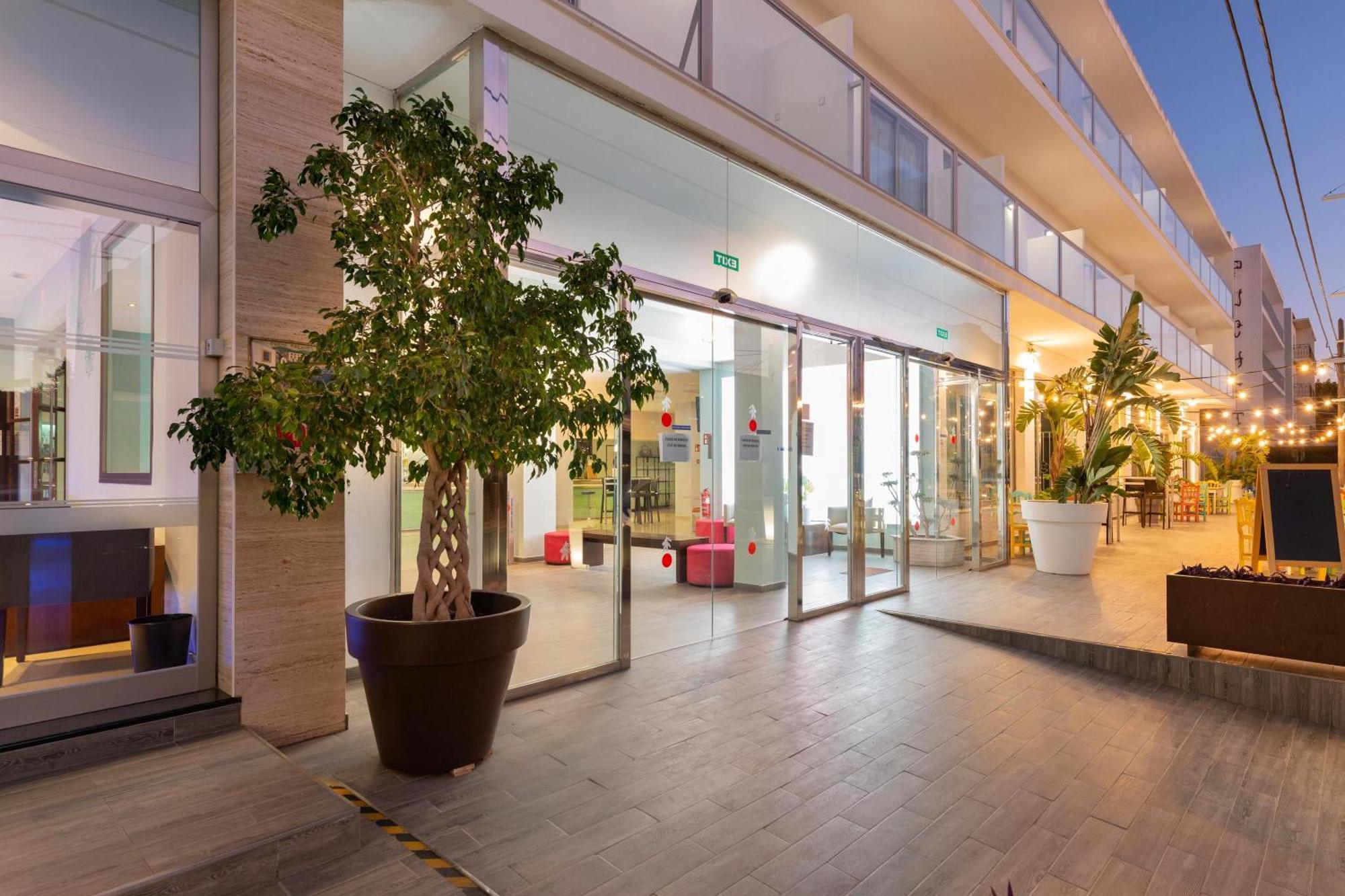 Hotel Puchet Ibiza San Antonio  Exterior photo