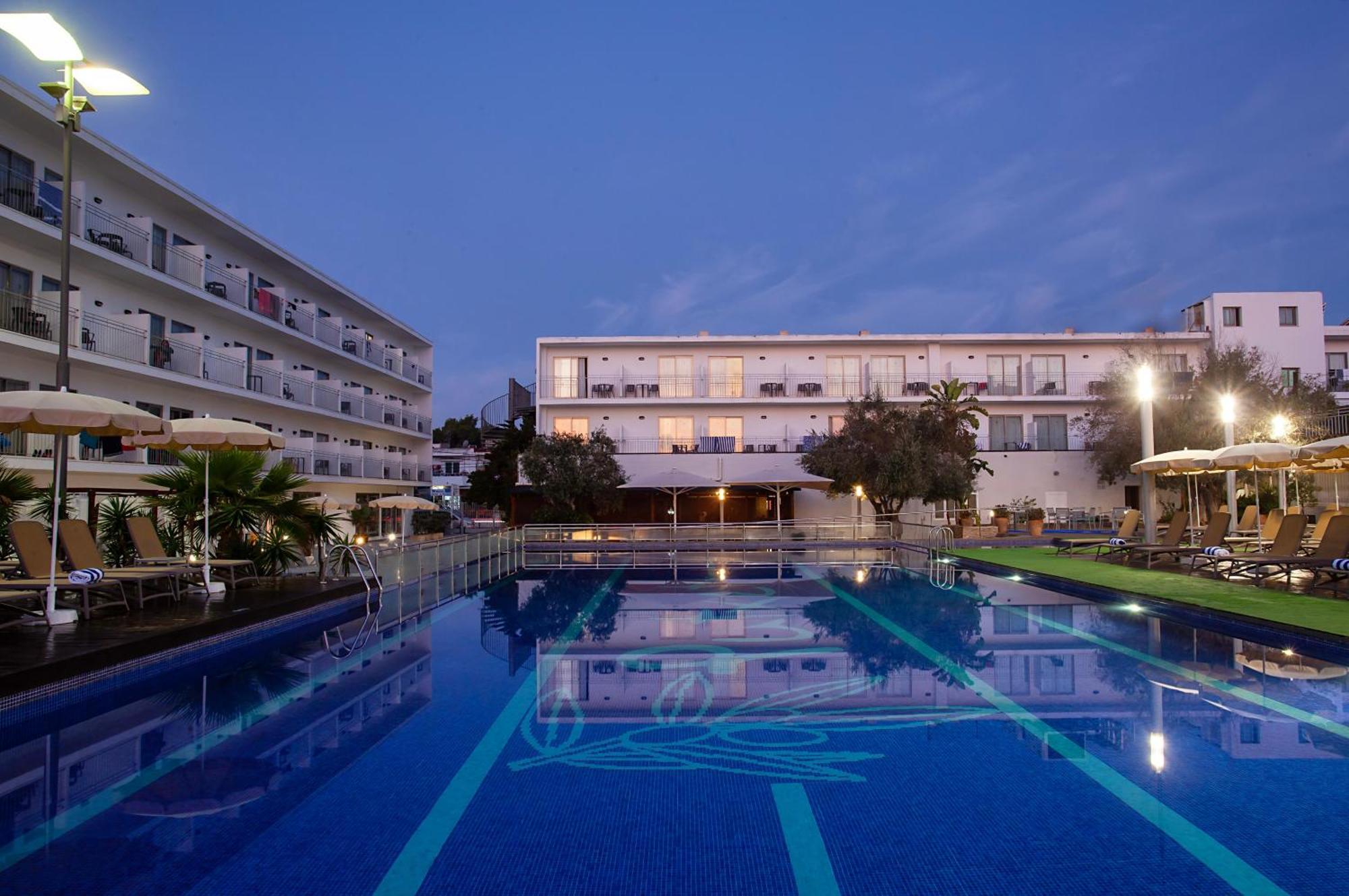 Hotel Puchet Ibiza San Antonio  Exterior photo