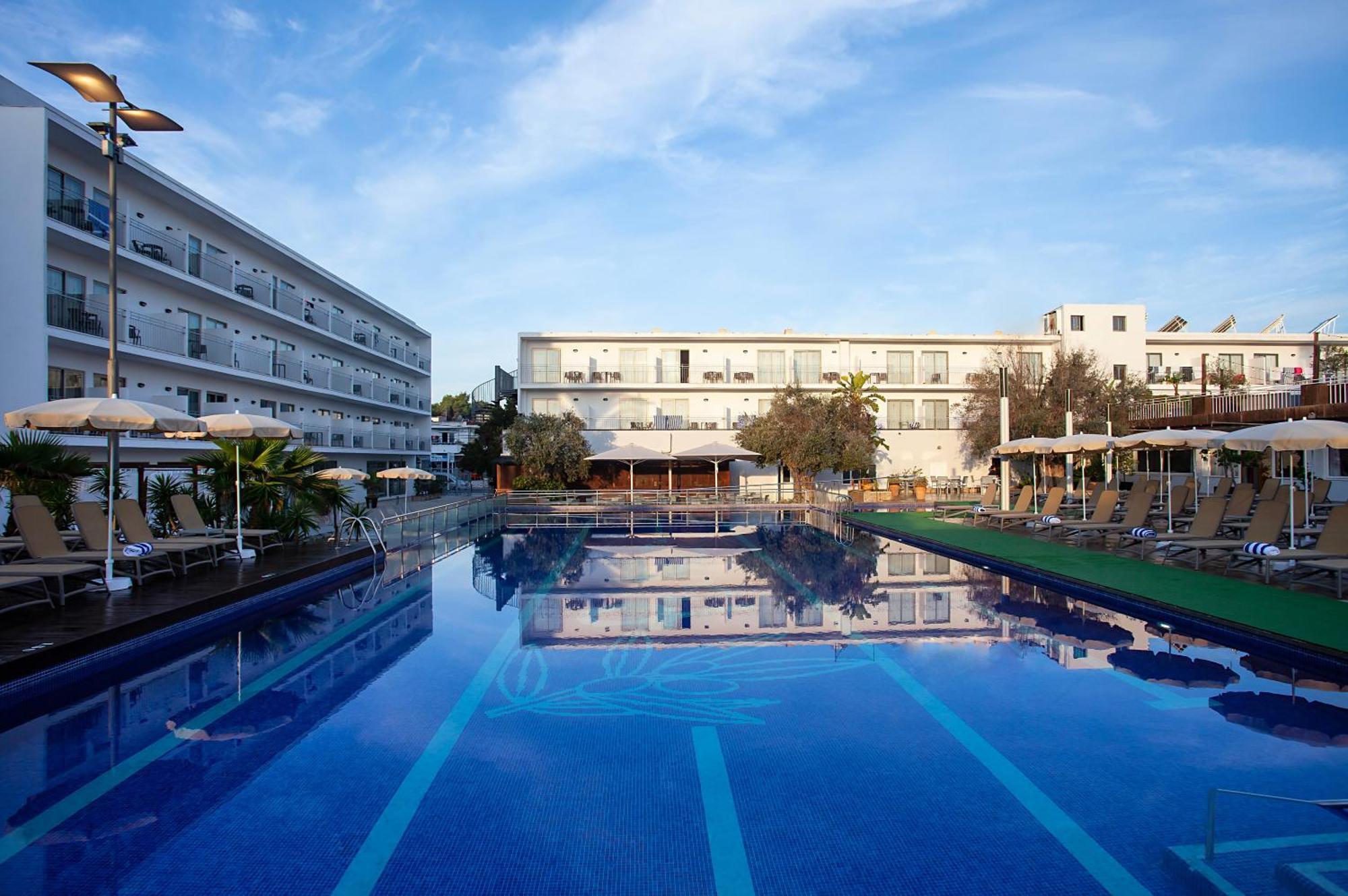 Hotel Puchet Ibiza San Antonio  Exterior photo