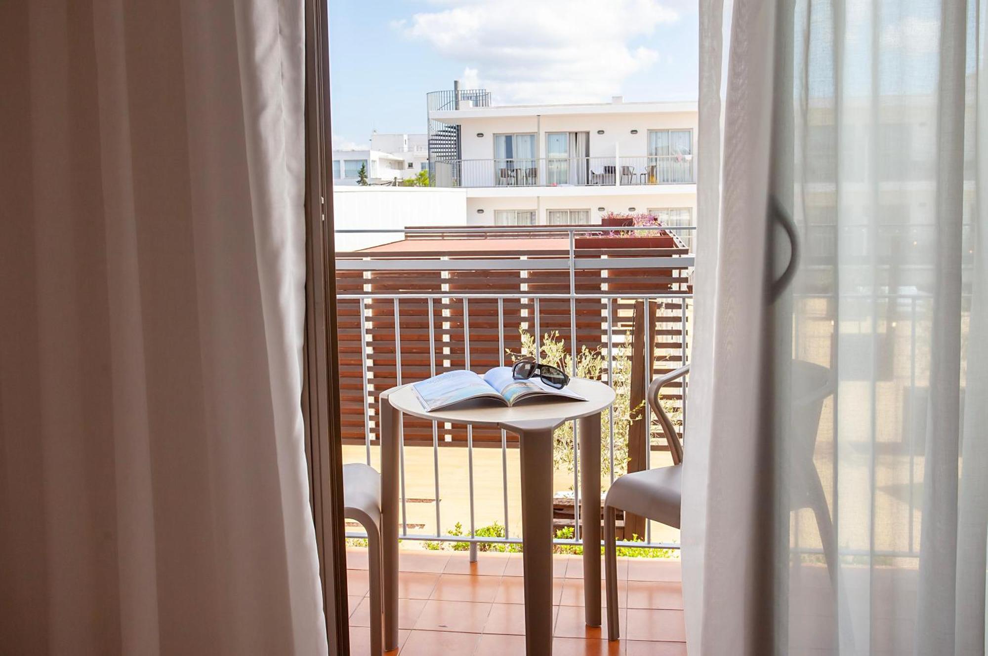 Hotel Puchet Ibiza San Antonio  Exterior photo